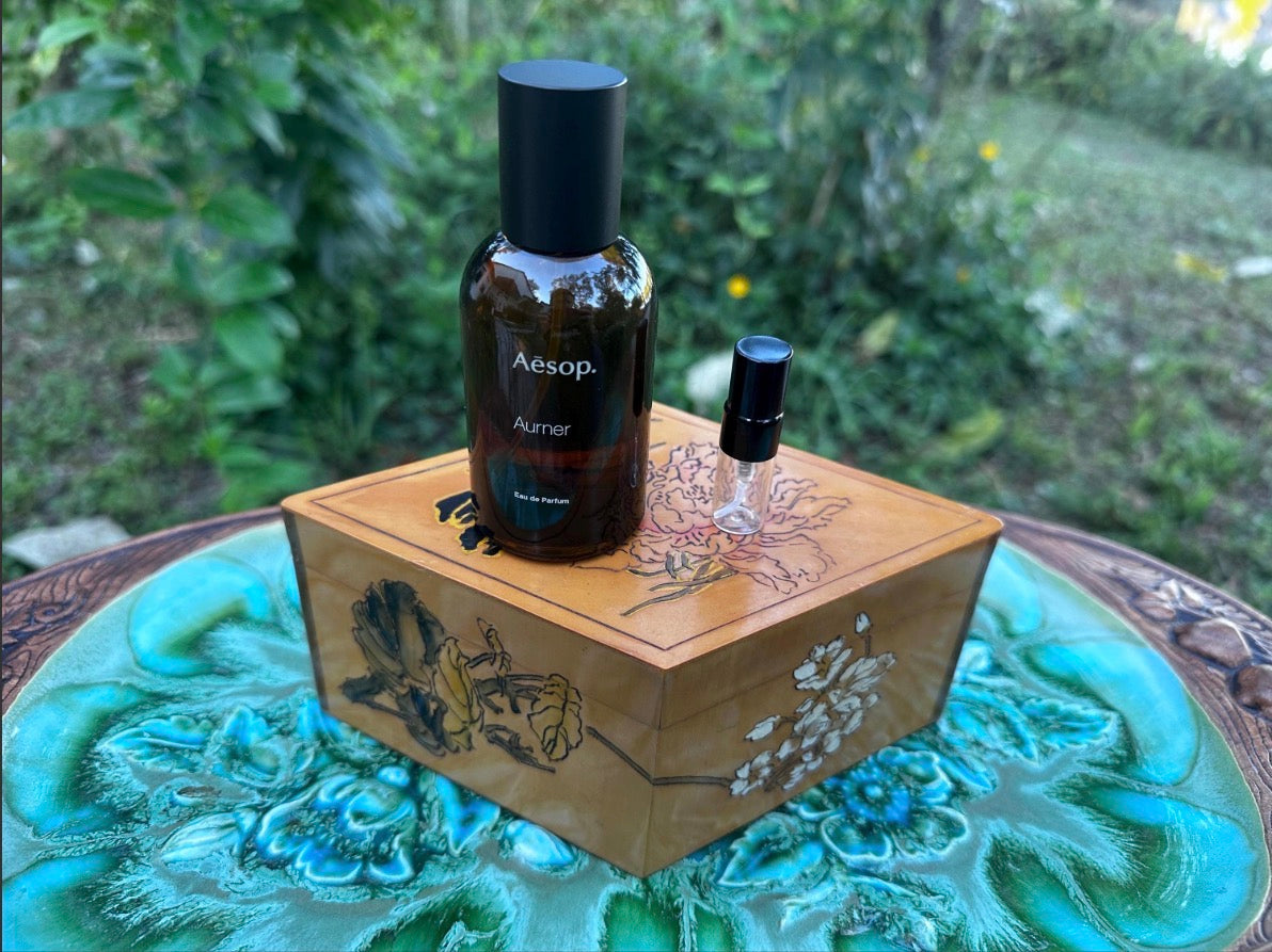 Aesop Aurner Sample