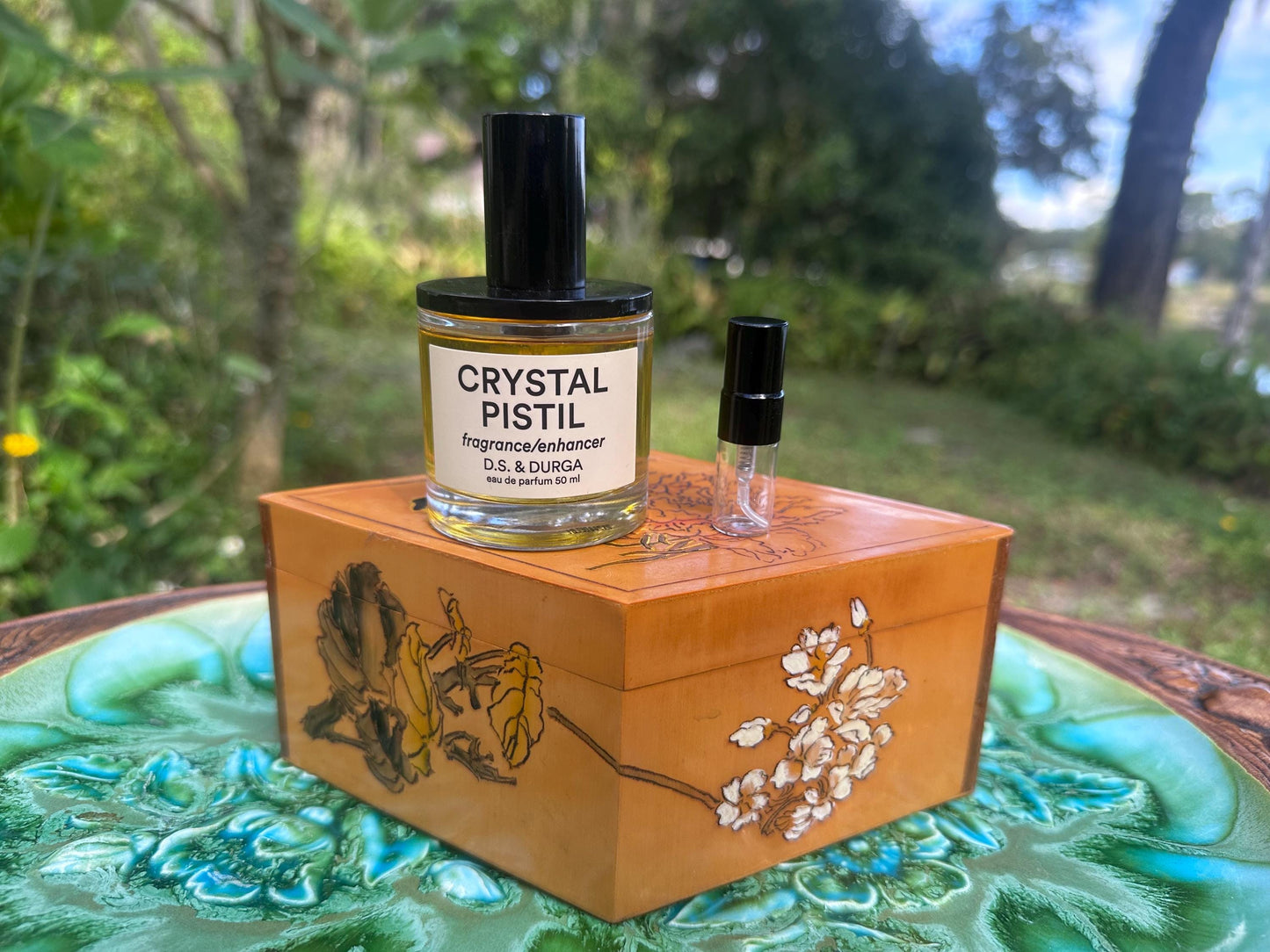 DS & Durga - Crystal Pistil Sample