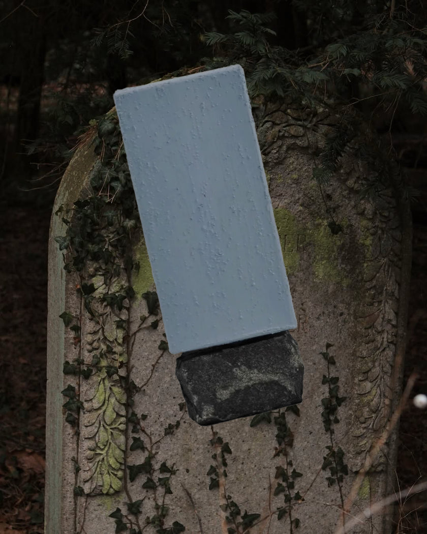 Tombstone 3 feet 5 Sample