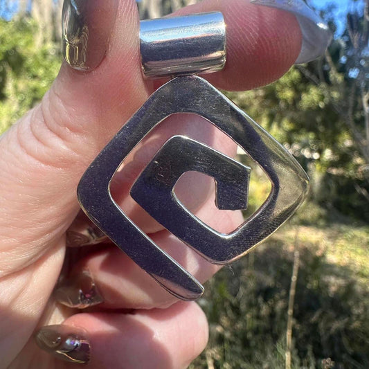 Sterling Silver Silpada Spiral Pendant.