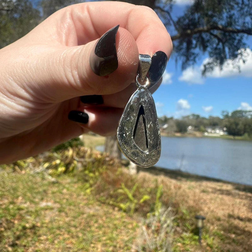 Sterling Silver Brown Ammolite Pendant Approx 1.5 inches