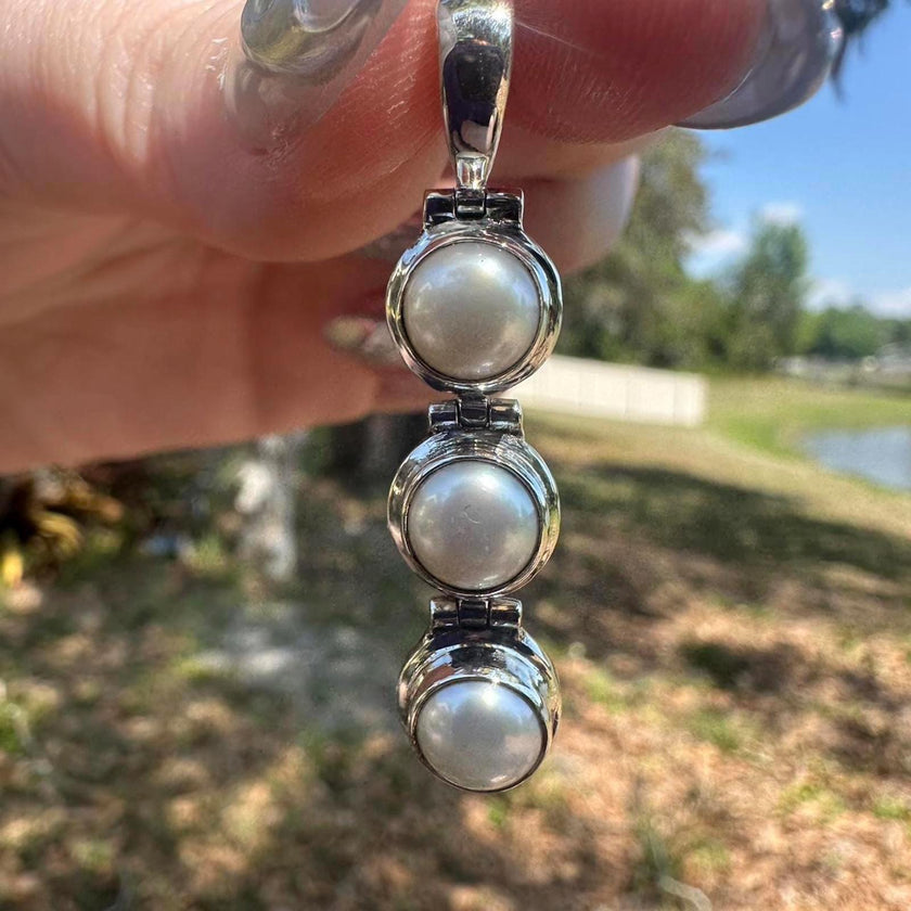 925 Sterling Silver 3 Stone Pearl Pendant