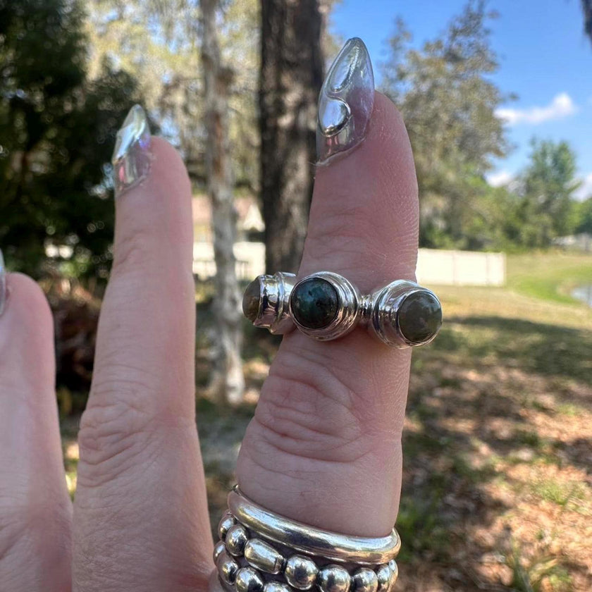 925 Sterling Silver Funky 3 Stone Labradorite Ring