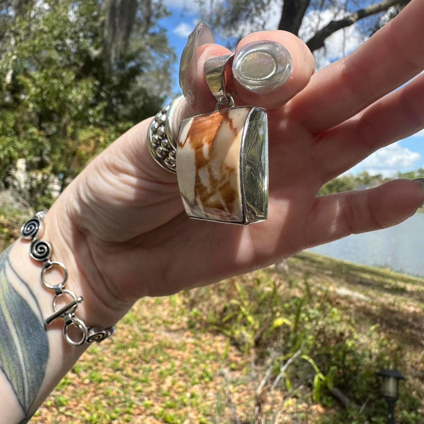 925 Sterling Silver Spiral Conch Shell Pendant