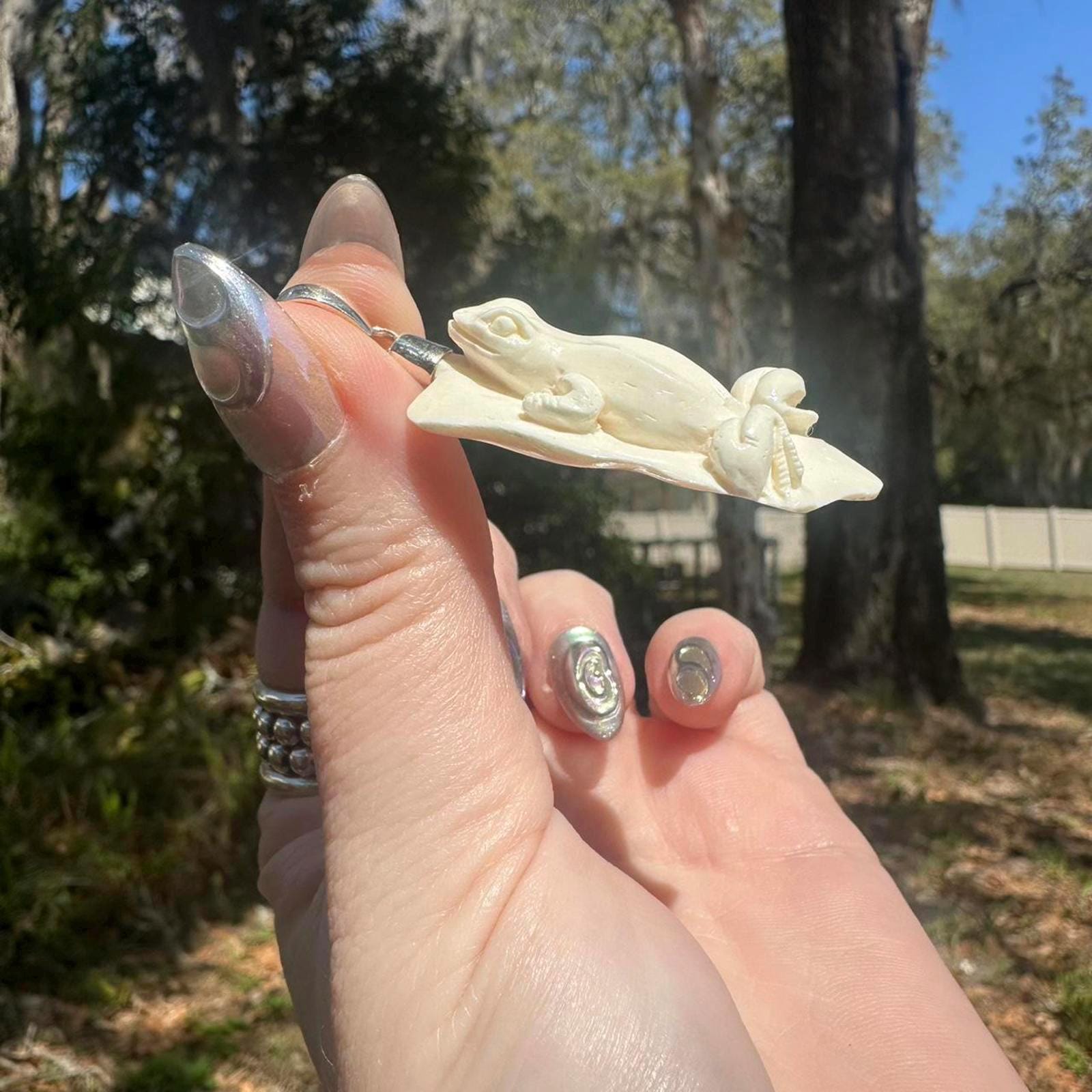 925 Sterling Silver Frog & Leaf Bone Pendant.