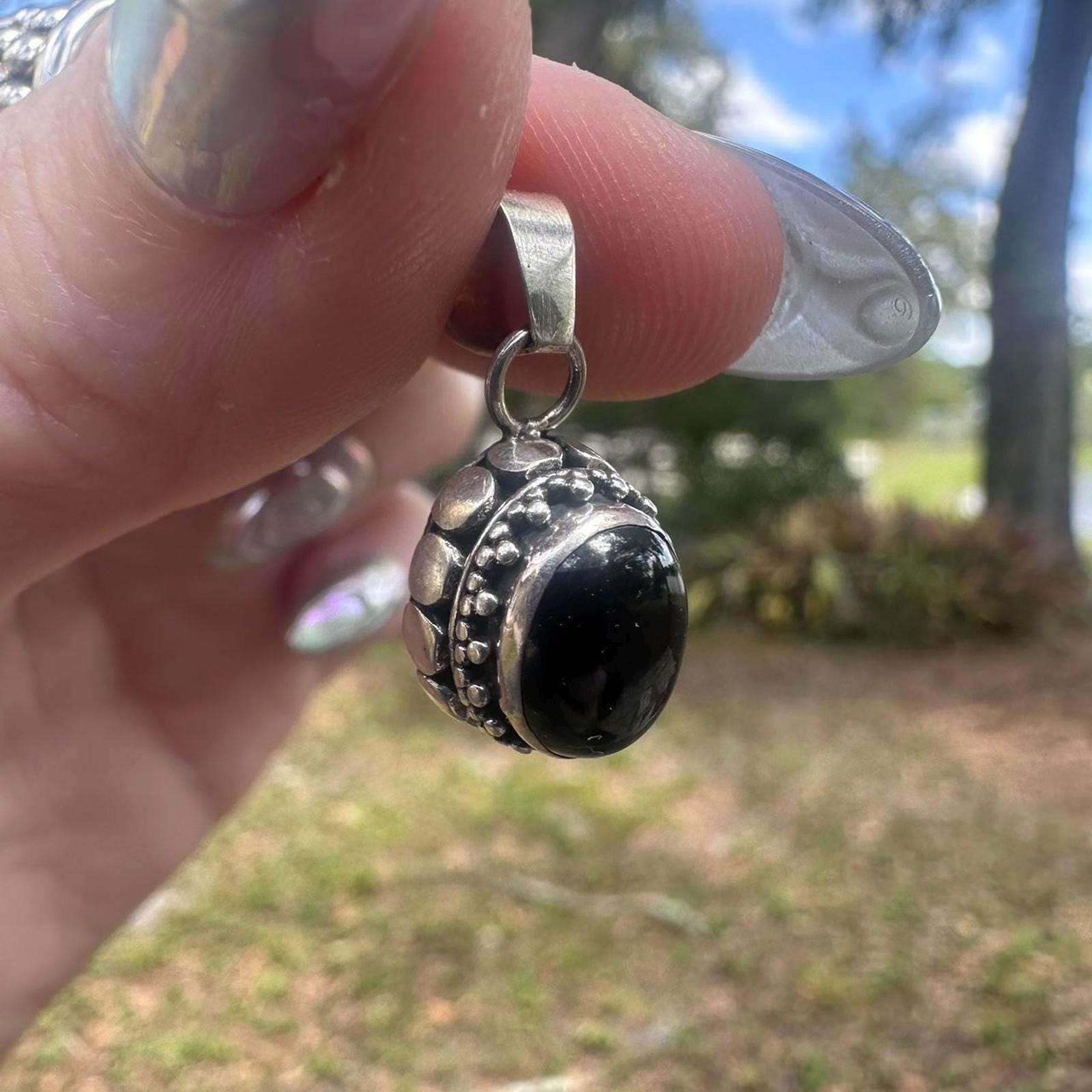 925 Sterling Silver Bali Style Onyx Pendant