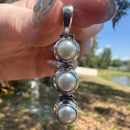 925 Sterling Silver 3 Stone Pearl Pendant