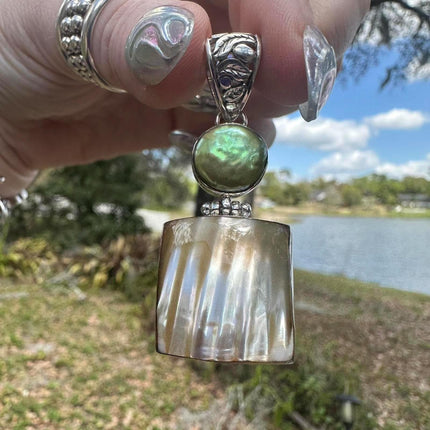 925 Sterling Silver Fresh Water Pearl and Shell Pendant