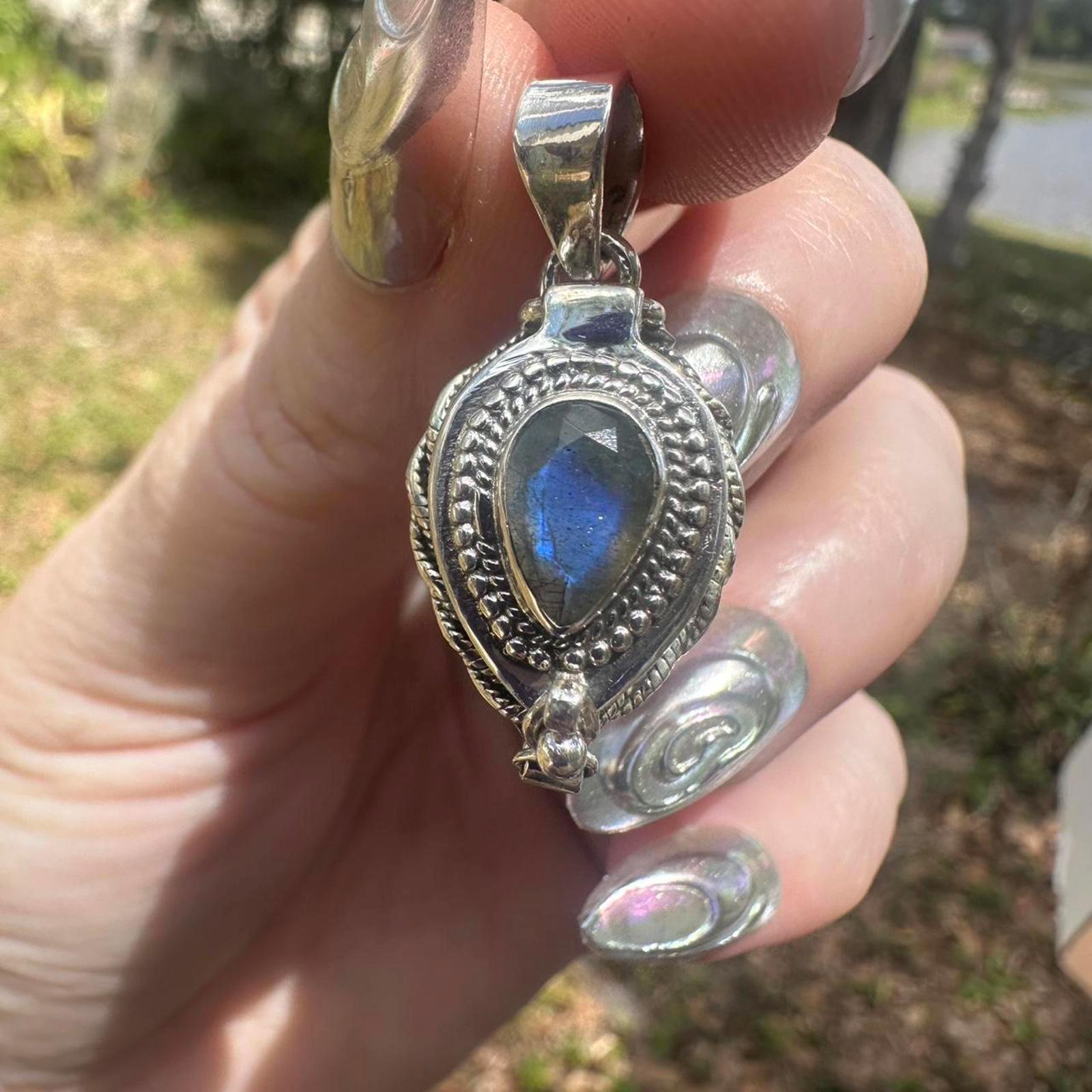 925 Sterling Silver Labradorite Poison Box Pedant