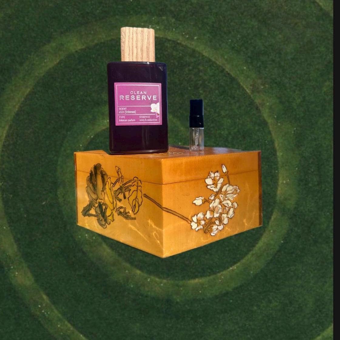 Clean Reserve Skin Intense Sample